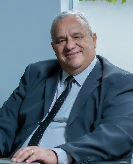 Sidney Torres, advogado, ex-Auditor-Fiscal da Receita Federal e sócio do Castilho Torres Sociedade de Advogados, reconhecido como “Tributarista do Ano de 2026” pela OEB