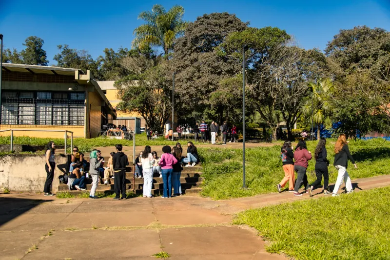 Evento recebe estudantes de Ensino Médio, cursinhos, 8º e 9º ano